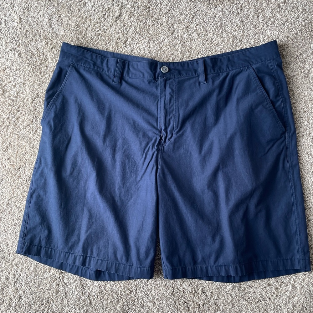 Southern Tide men’s navy blue shorts size 42